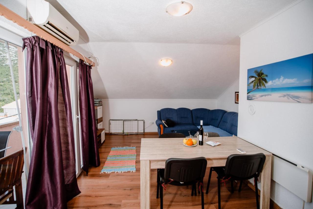 Апартаменты Apartmens Leona Карлобаг Экстерьер фото